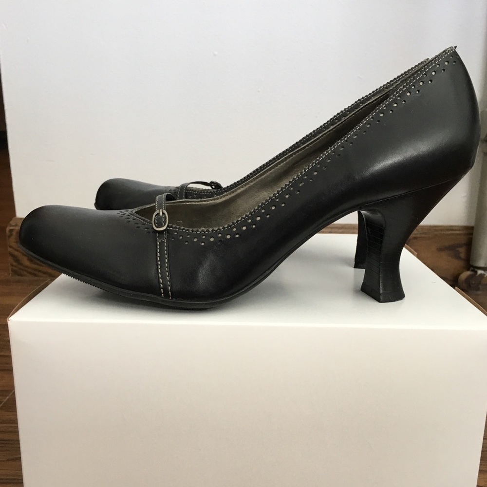 Cute Medium Heel Shoes